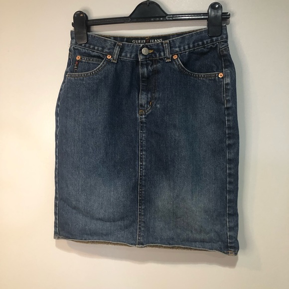 VINTAGE Guess Jean Skirt - Picture 1 of 7